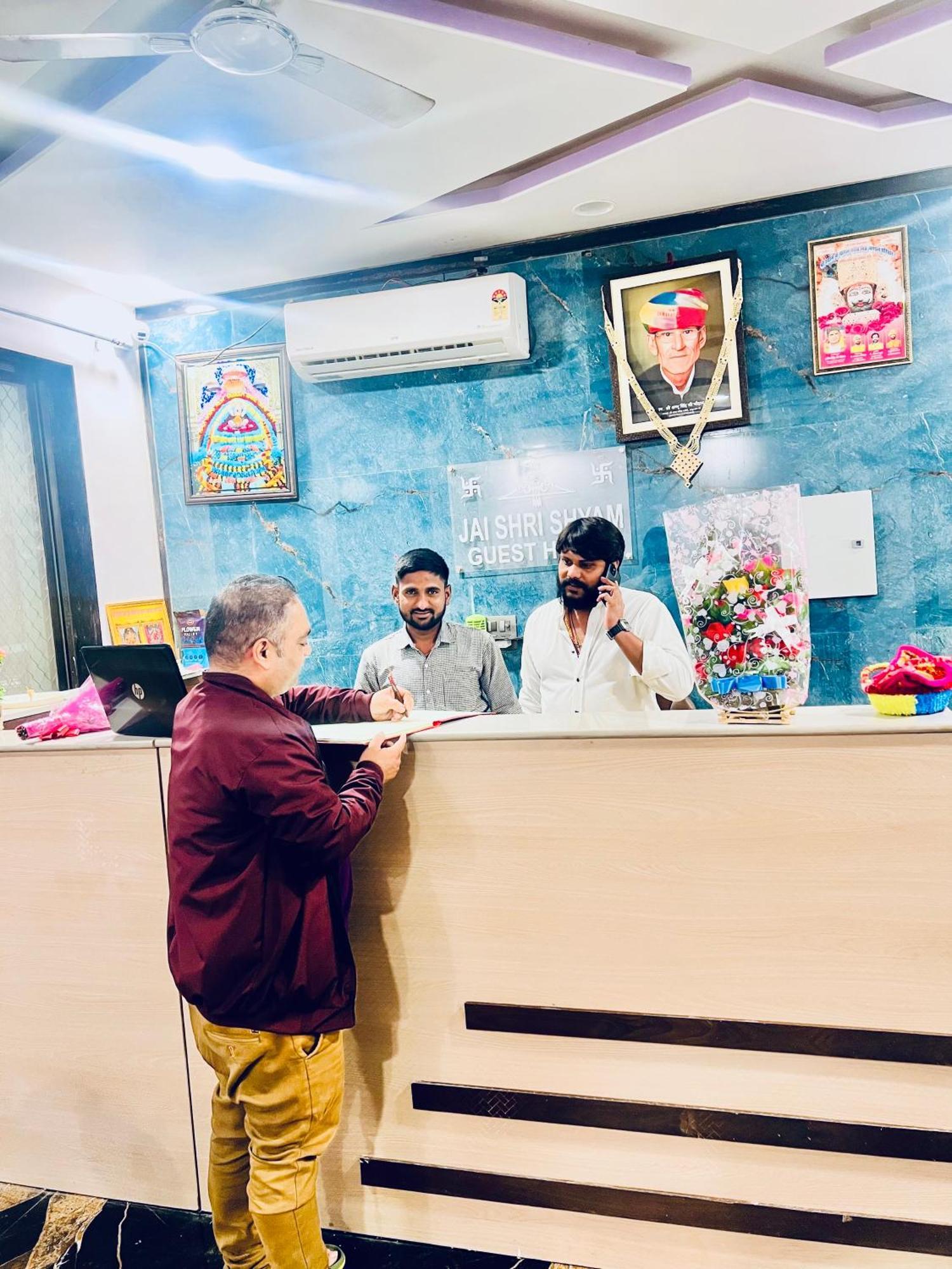 Shree Shyam Hotel Toran Dawar Khatu Exterior photo