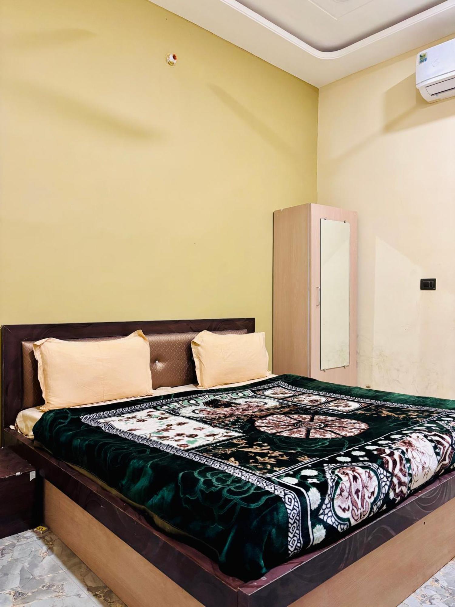 Shree Shyam Hotel Toran Dawar Khatu Exterior photo